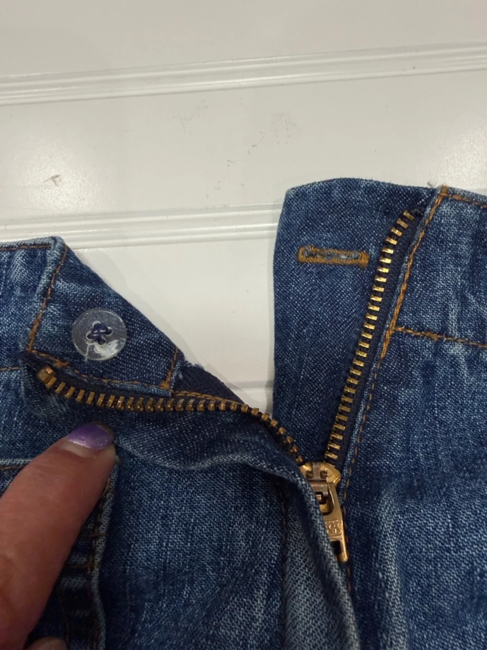 COVINGTON Denim Skirt Blue Lace-Up Front 100% Cotton Knee Length Skirt Size 18